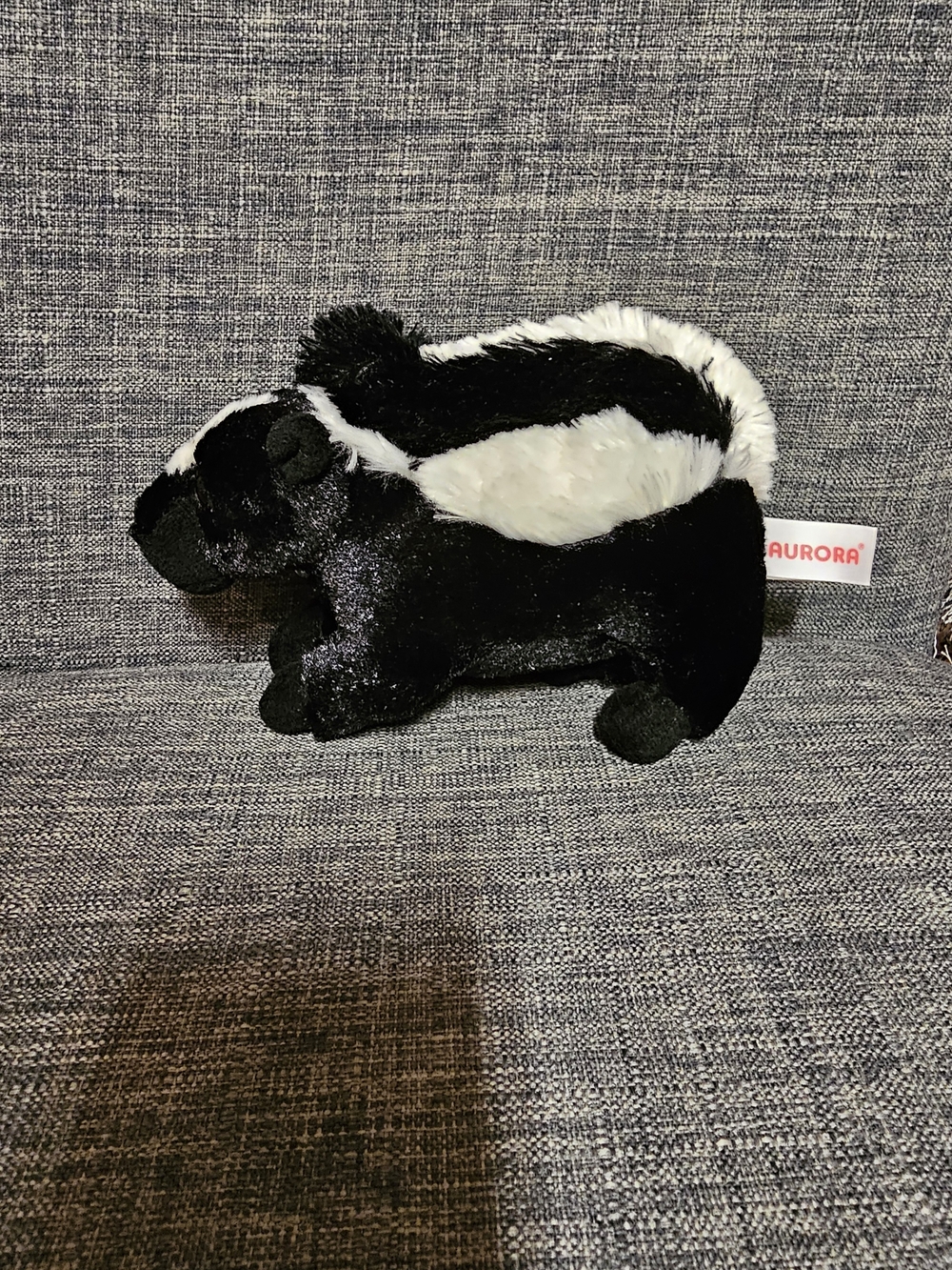 Black & White Skunk Plush 7"